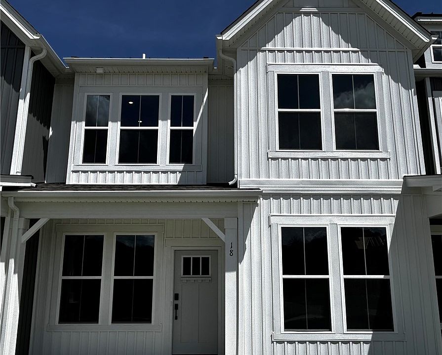 1st image of 18 Paige Ln