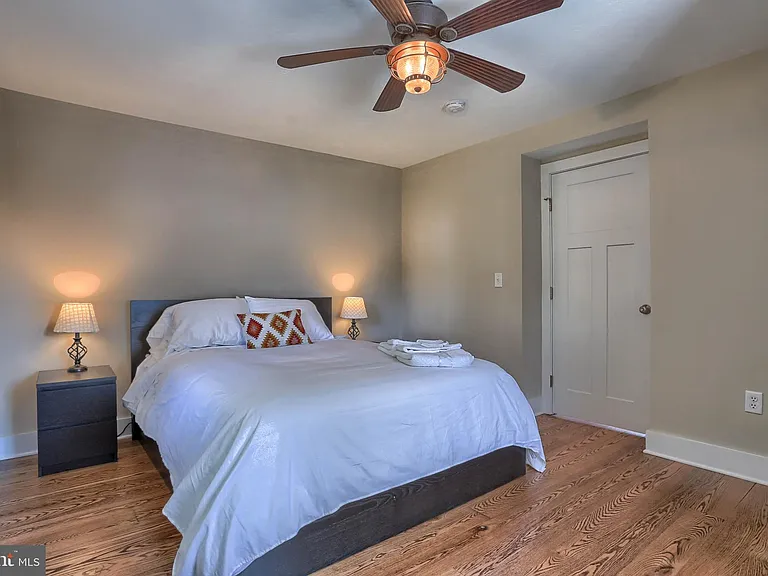 234 N Stratton St — Photo 22