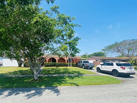 2nd image of 15820 SW 102nd Pl #0