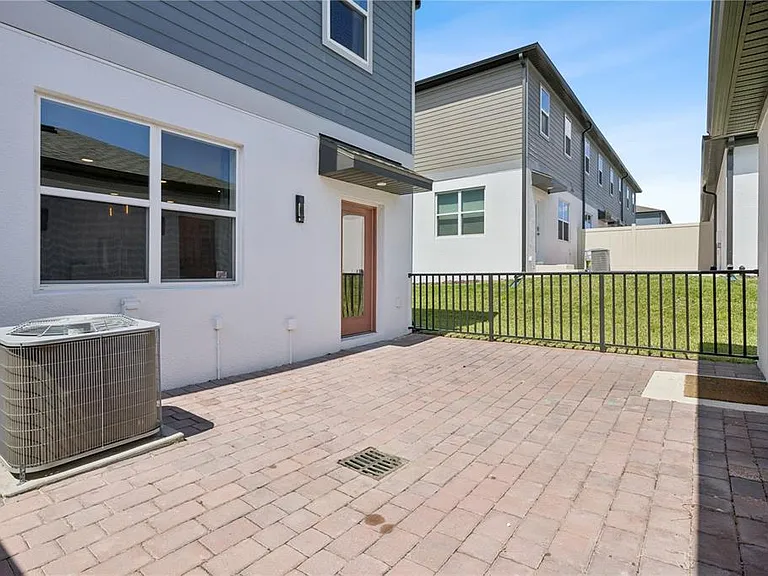 15883 Tollington Aly — Photo 36