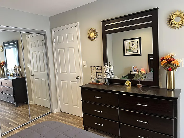 216 Matthews Dr #3 — Photo 3