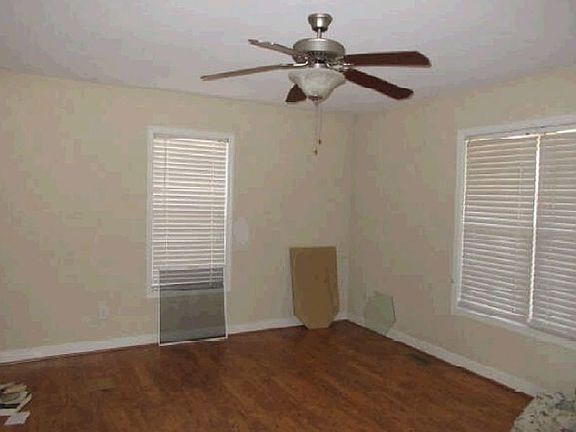 Additional Living Room
