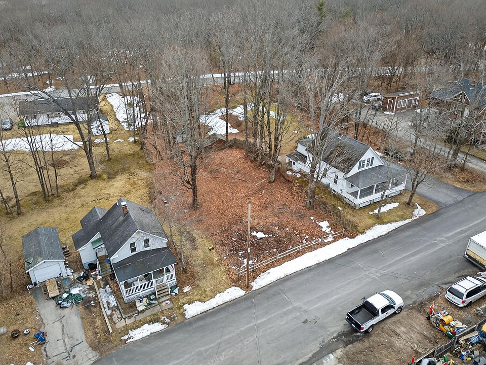 2nd image of 15 Grove Avenue