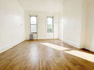 1724 Himrod St #3L, Ridgewood, NY 11385