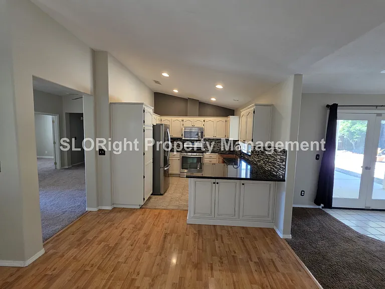 903 Running Stag Way — Photo 7