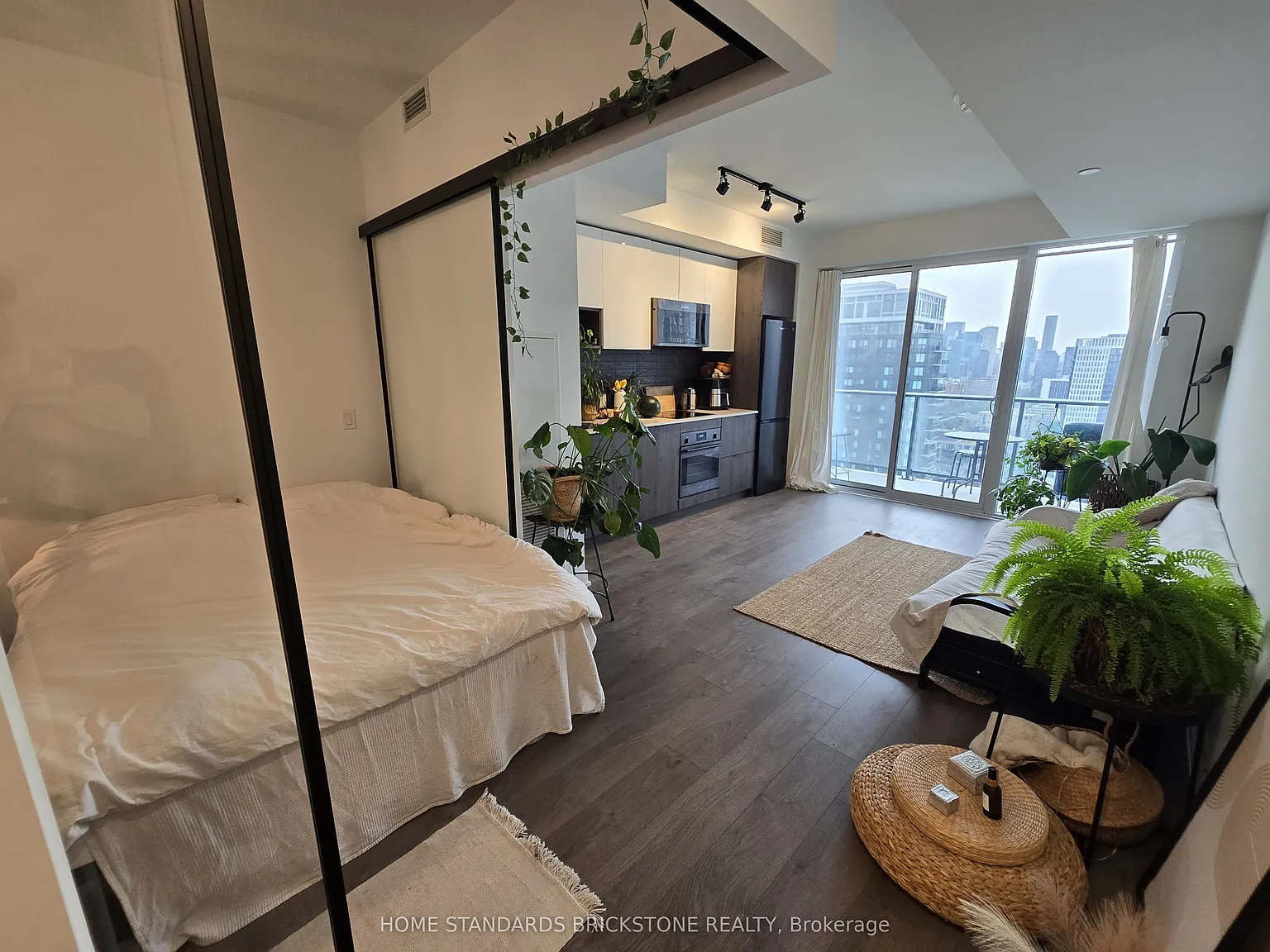 1 bed, $1,990 — Photo 4