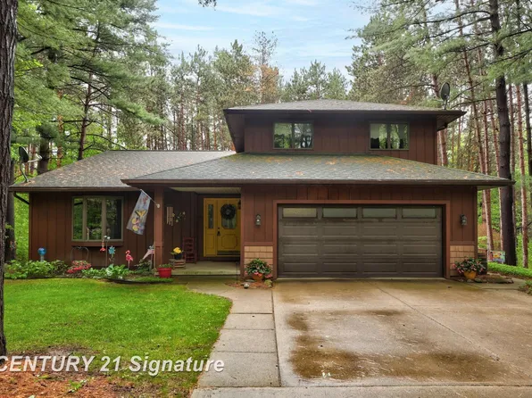 3766 Kirk Rd, Vassar, MI 48768
