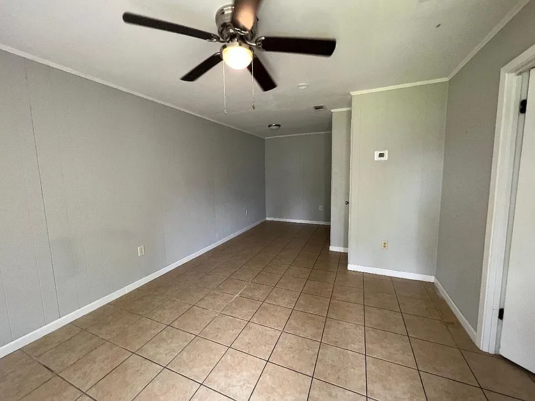 650 Weathersby Rd #0 — Photo 1