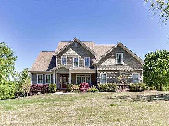 3rd image of 460 Long Mountain Ct