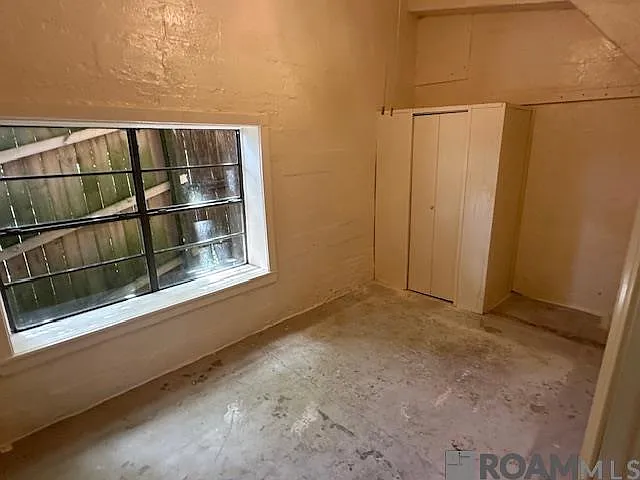 659 W Main St #5 — Photo 5