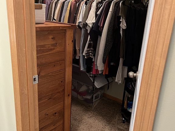 5th image of 15588 Emerald Dr N Unit 3