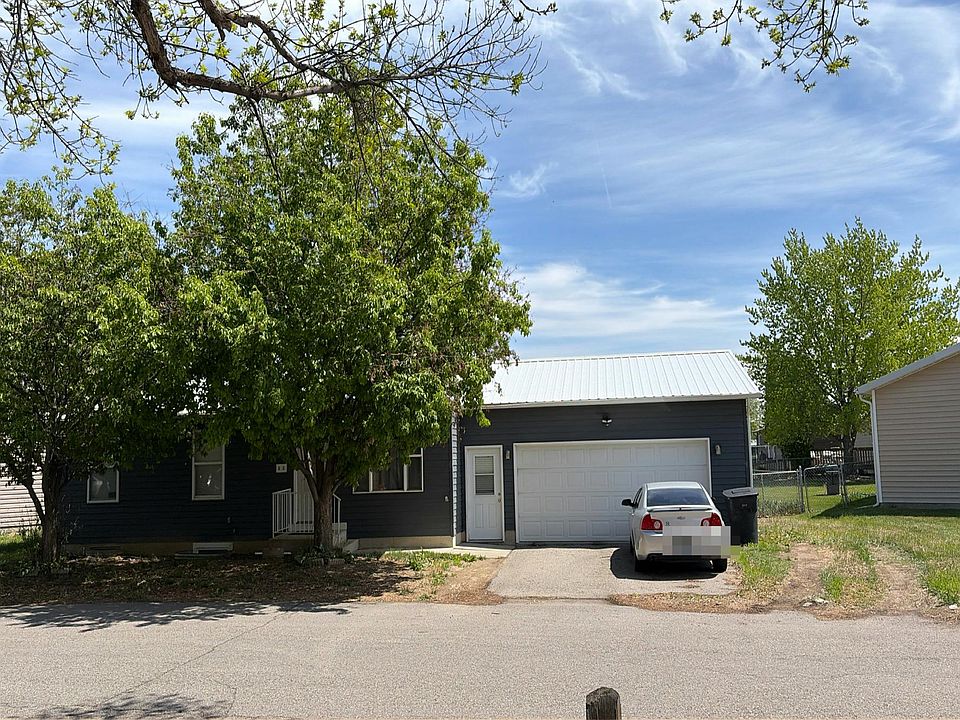 1st image of 3390 Canyon Dr Unit E3
