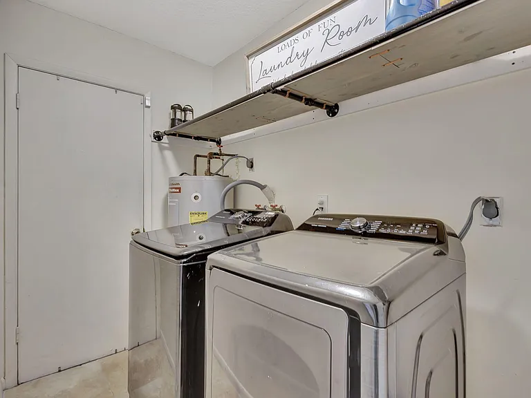 1104 Jackpine St #SEASON FURNISHED R — Photo 14