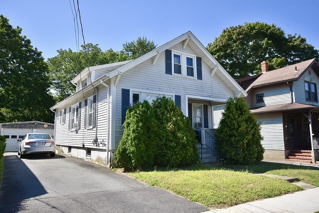 31 Hedge St, Fairhaven, MA 02719 MLS 73148308 Zillow