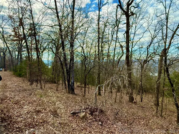 Sugar Mountain Cir, Park Hill, OK 74451