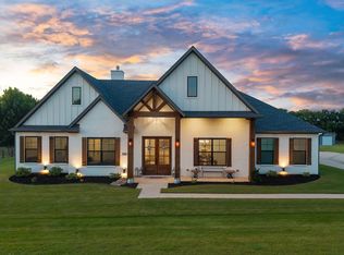 7360 Shady Oak Dr, Aubrey, TX 76227