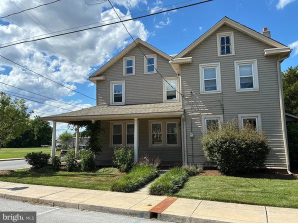 26 S Fulton St, Strasburg, PA 17579