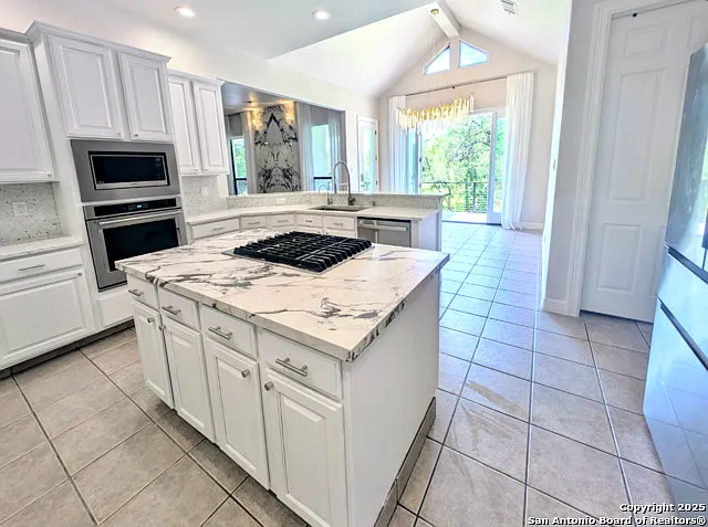 22223 Roan Frst — Photo 8