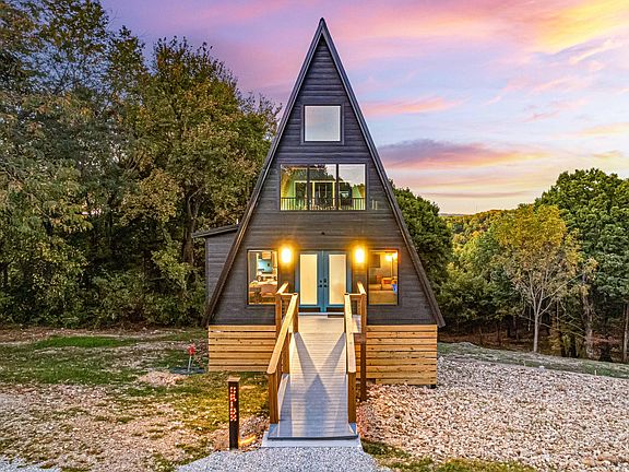 3rd image of 18580a W Boat Dock Road #A