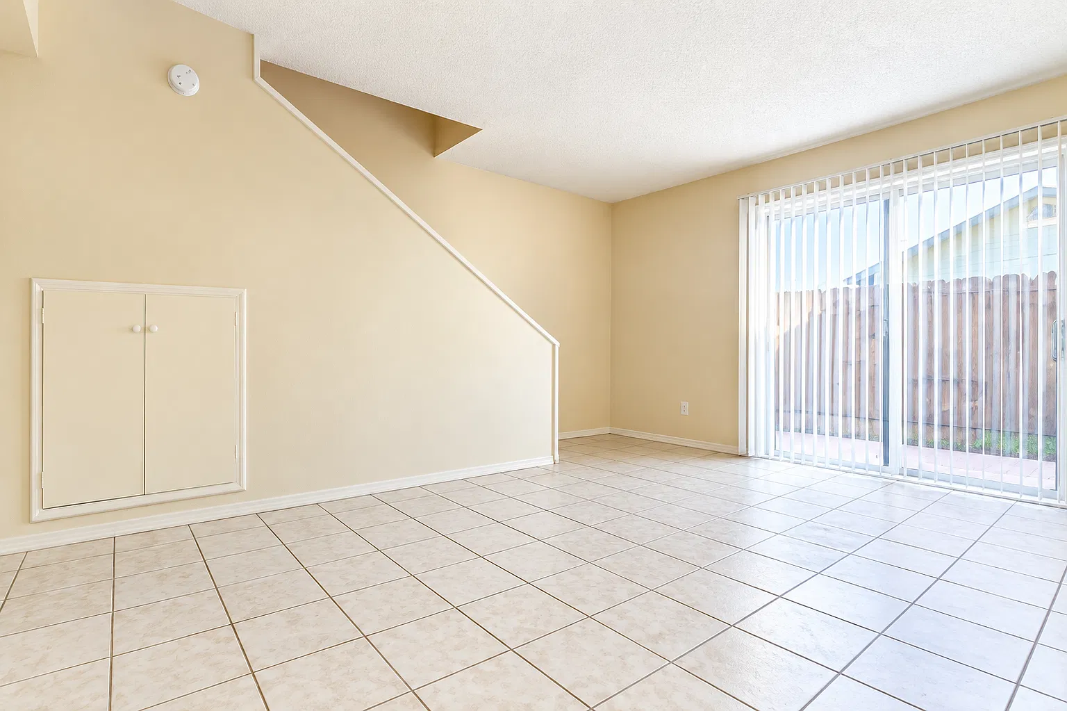 201 East Sequoia Avenue - 4 — Photo 3