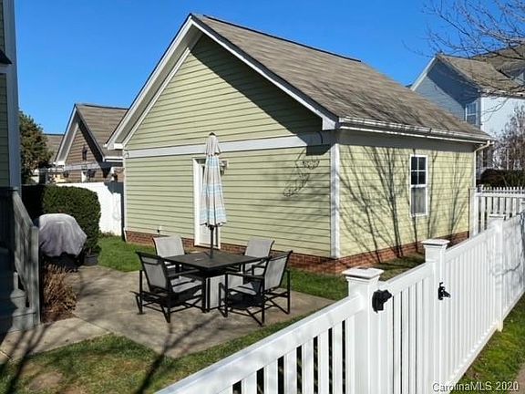 2nd image of 16429 Spruell St