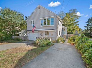 101 Babcock St, Quincy, MA 02169