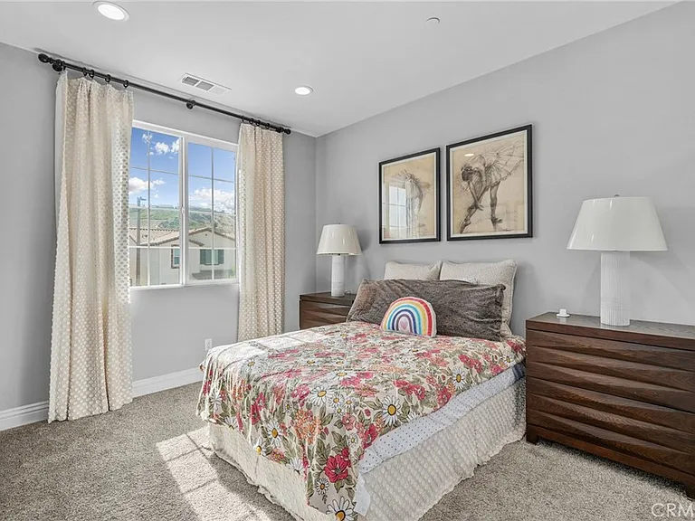 24253 Flora Rd — Photo 31