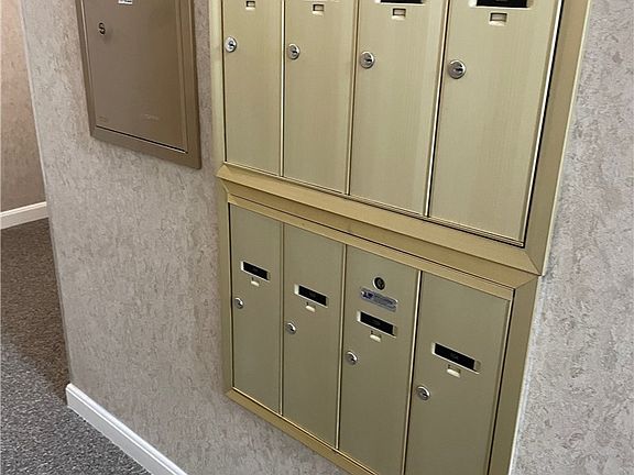5th image of 3127 Alexander Pl APT 103