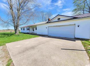 5664 Ginger Rd, Flora, IL 62839