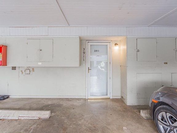 5th image of 3911 N Quail Ln