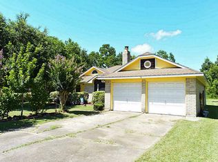 5401 Winding Brook Dr, Dickinson, TX 77539