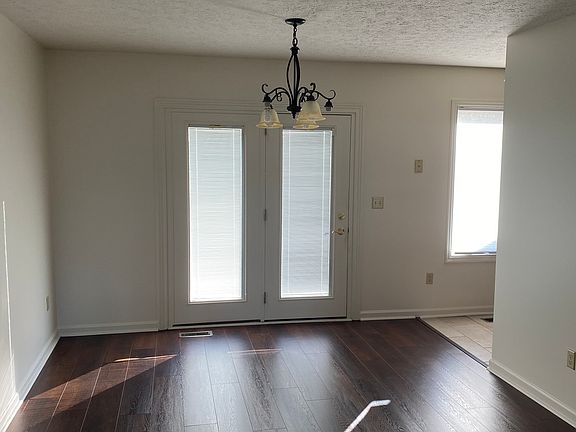 5th image of 715 Terrace Ct #717