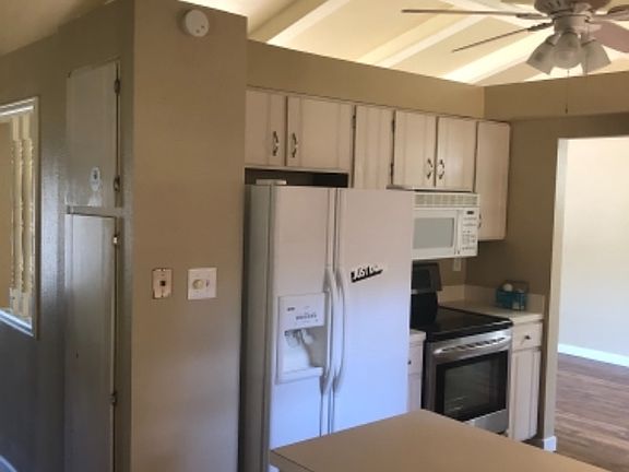 5th image of 2253 Iroquois Dr