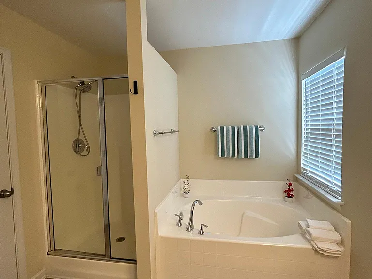 713 Bay Bouquet Ln — Photo 16