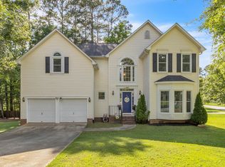 2 Leslie Ct, Mauldin, SC 29662