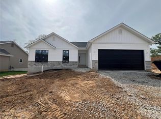 1553 Louisiana Dr, Herculaneum, MO 63048