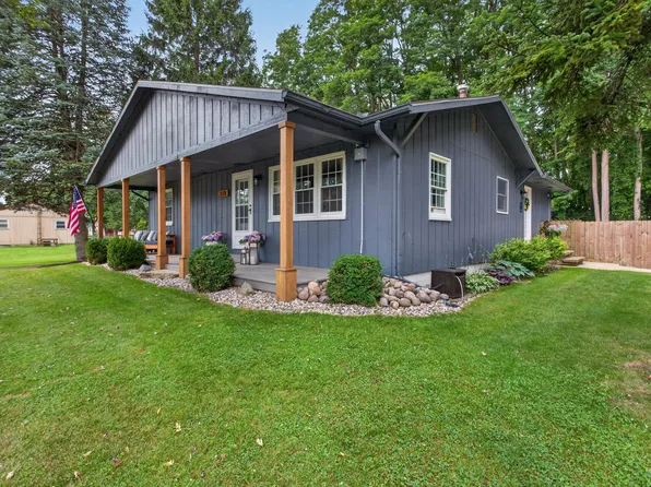 118 McCuen Dr, Jackson, MI 49203