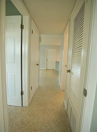 4th image of 21491 Gladis Ave