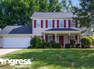 7506 Claymont Dr, Charlotte, NC 28227