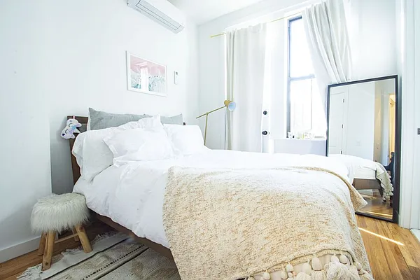 Rented by Brick&Mortar | media 21