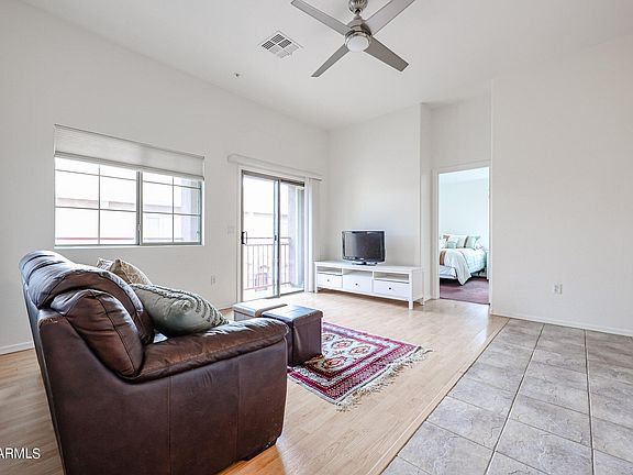 4th image of 18250 N 32nd Street #1073
