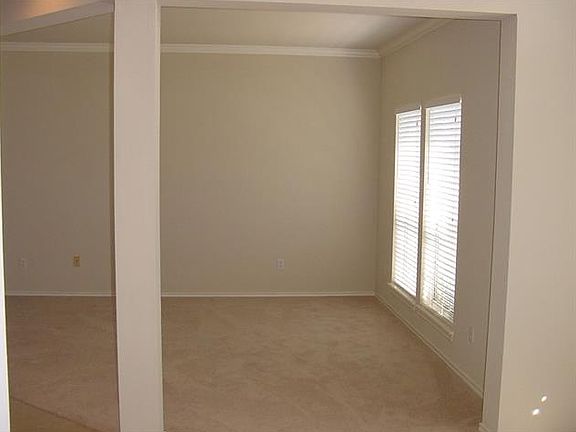 3rd image of 3549 Santana Ln