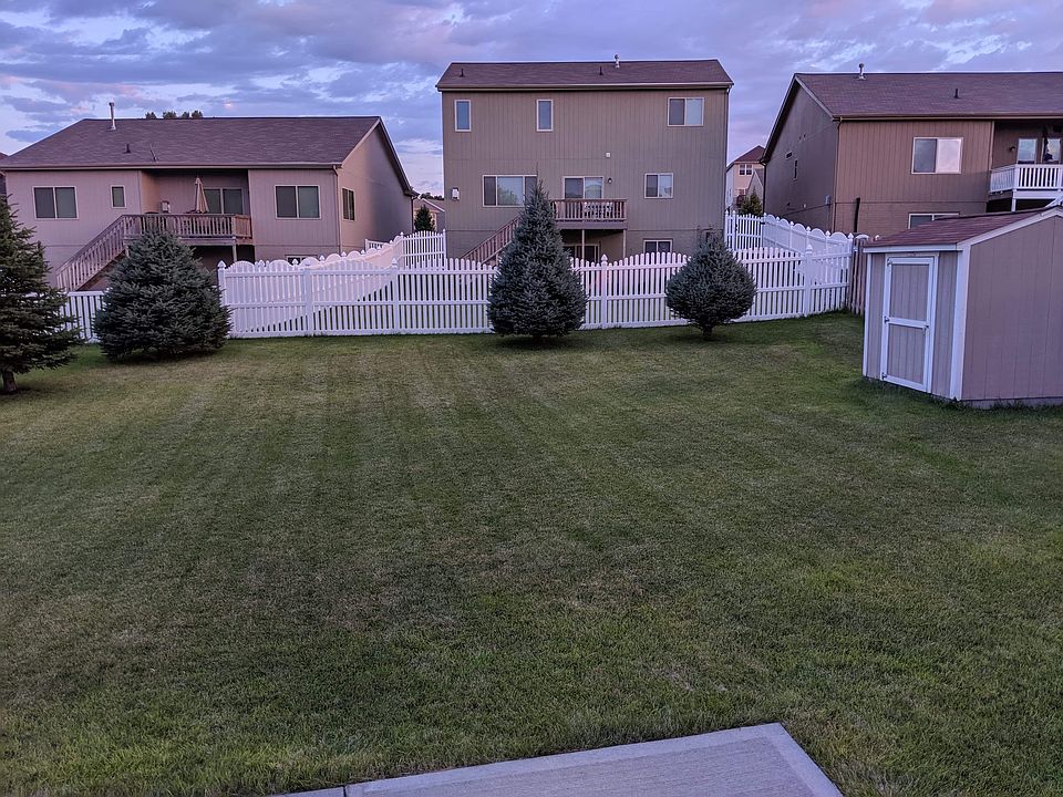 2nd image of 1556 N 208th Ave