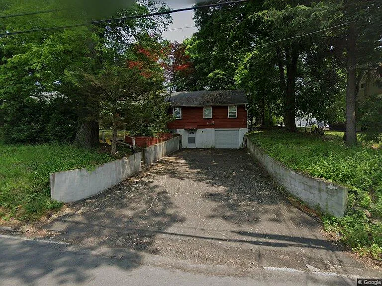 3 bed, 2.5 bath, $3,500 — Photo 1