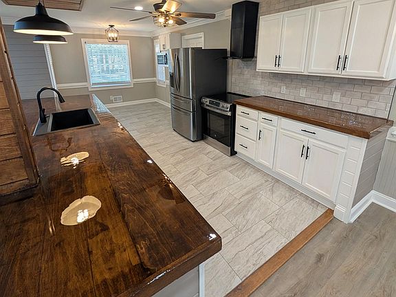 4th image of 113 Rushing Wind Dr