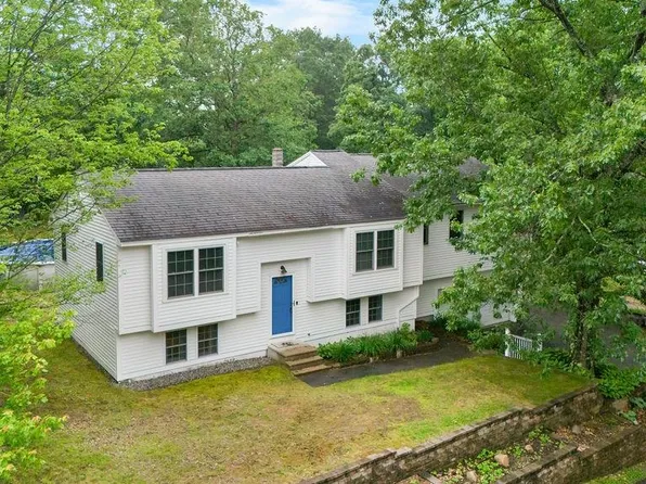 7 Ron Wyn Drive, Somersworth, NH 03878