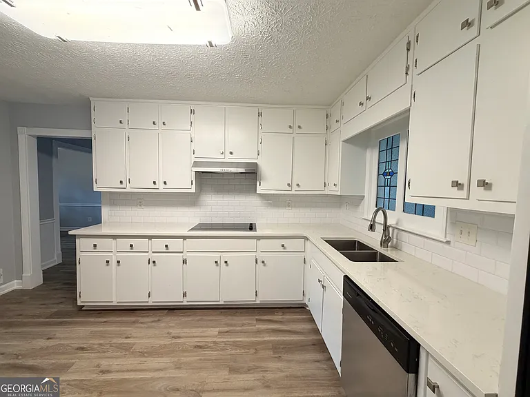 315 Hardscrabble Rd — Photo 15