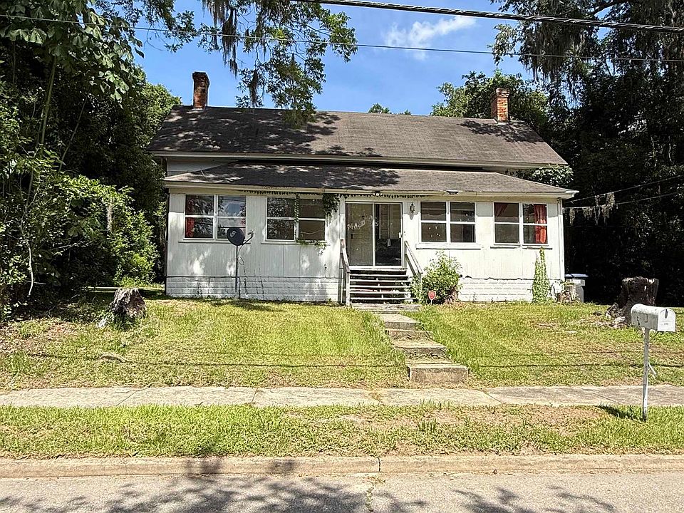 1st image of 340 S Waukeenah St