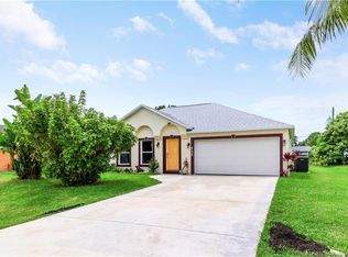 432 NW Raymond Ln, Port Saint Lucie, FL 34983