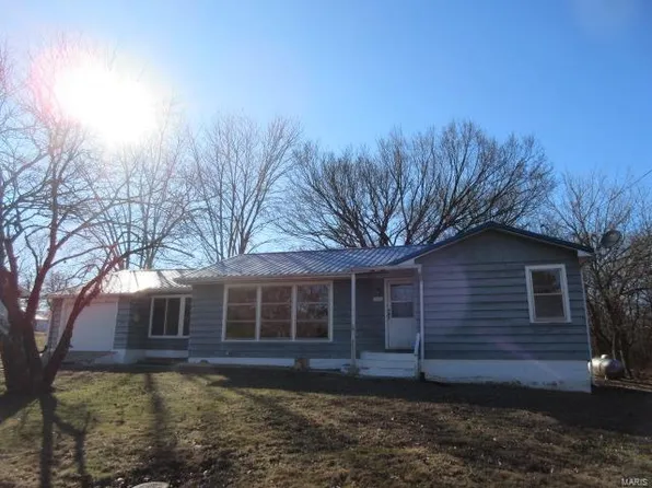 305 Warren St, Richland, MO 65556